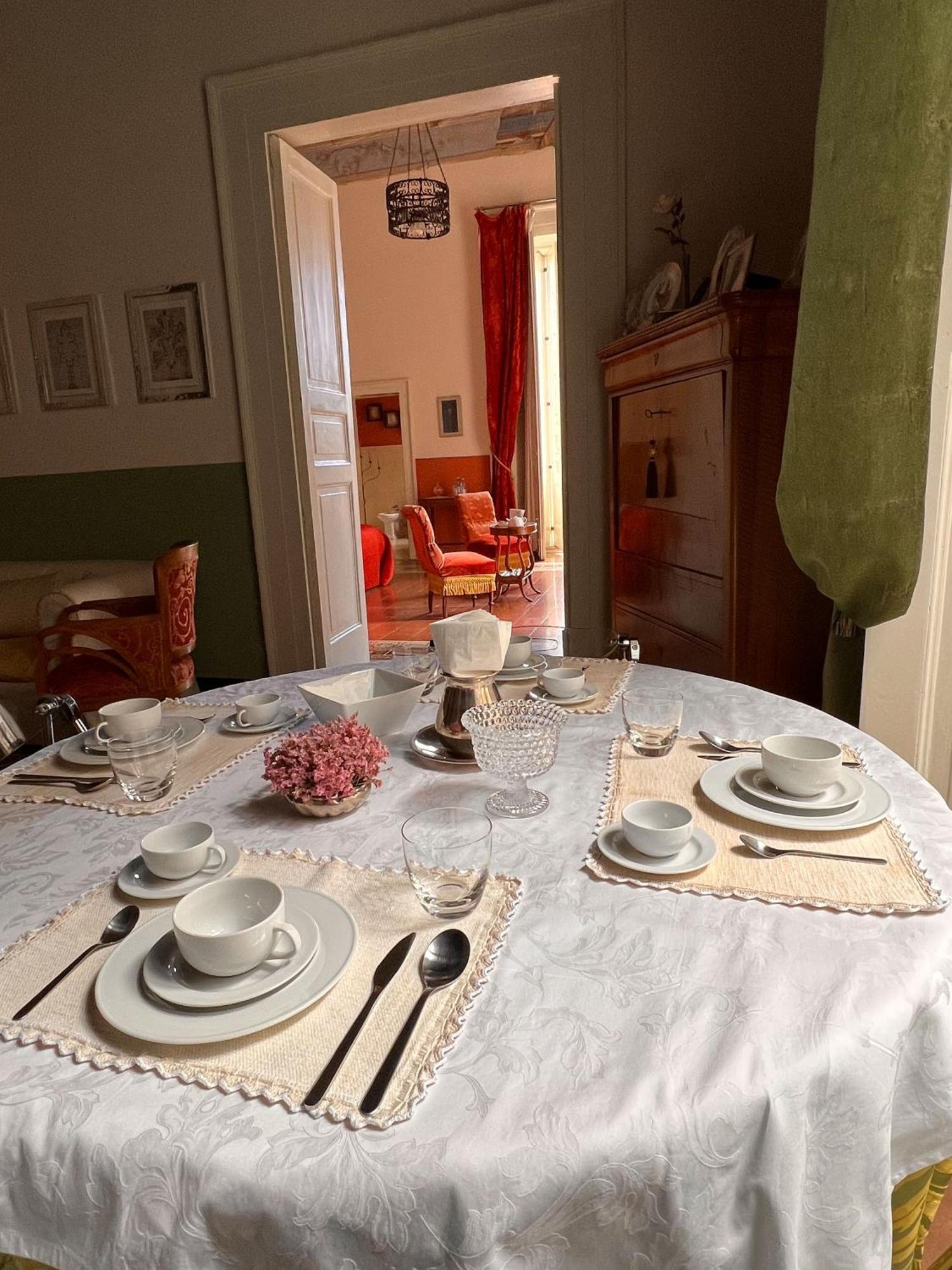 Dimora Storica Giostra Vecchia - Palazzo Grisolia 1809 Cosenza Extérieur photo