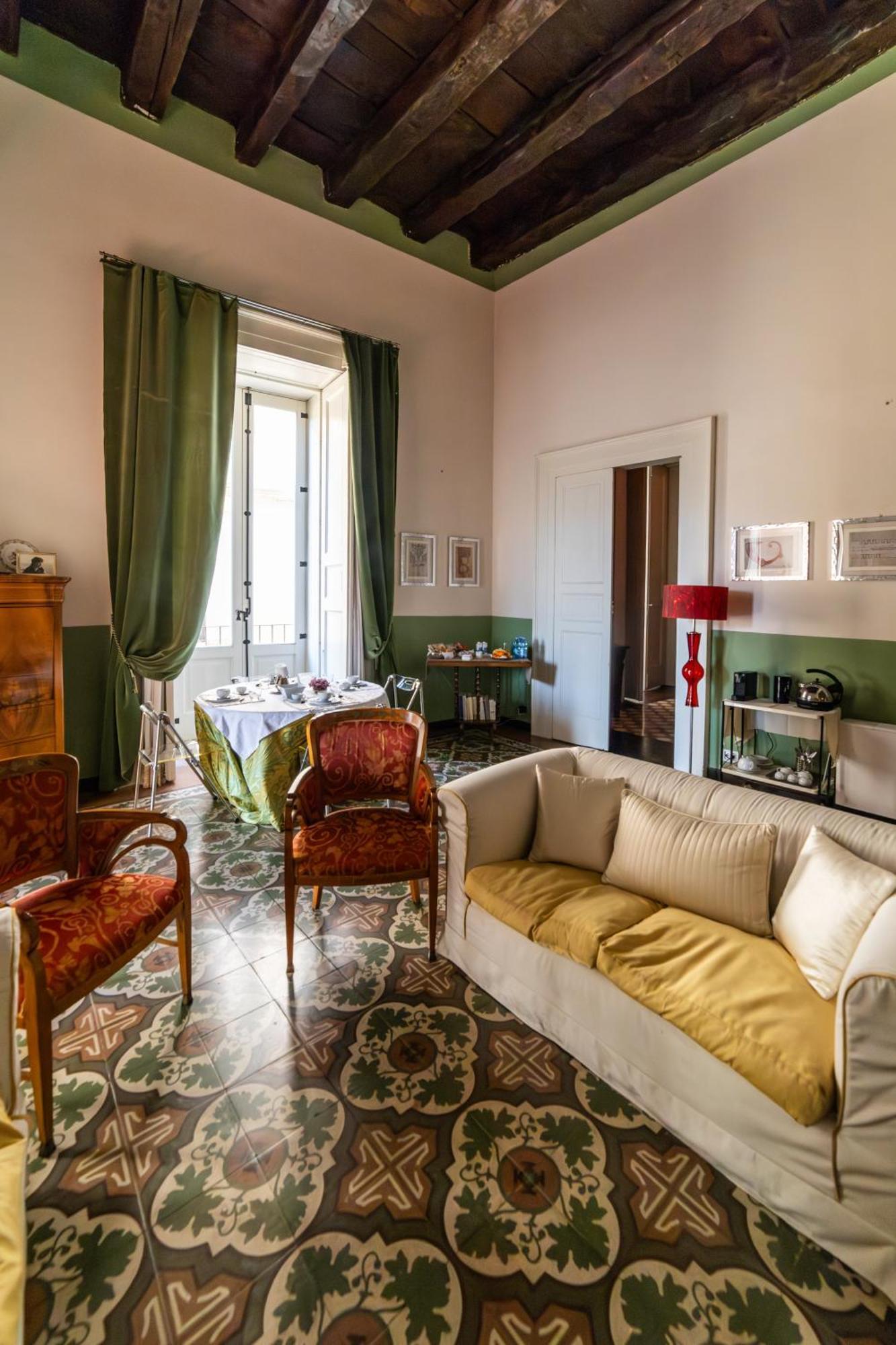 Dimora Storica Giostra Vecchia - Palazzo Grisolia 1809 Cosenza Extérieur photo