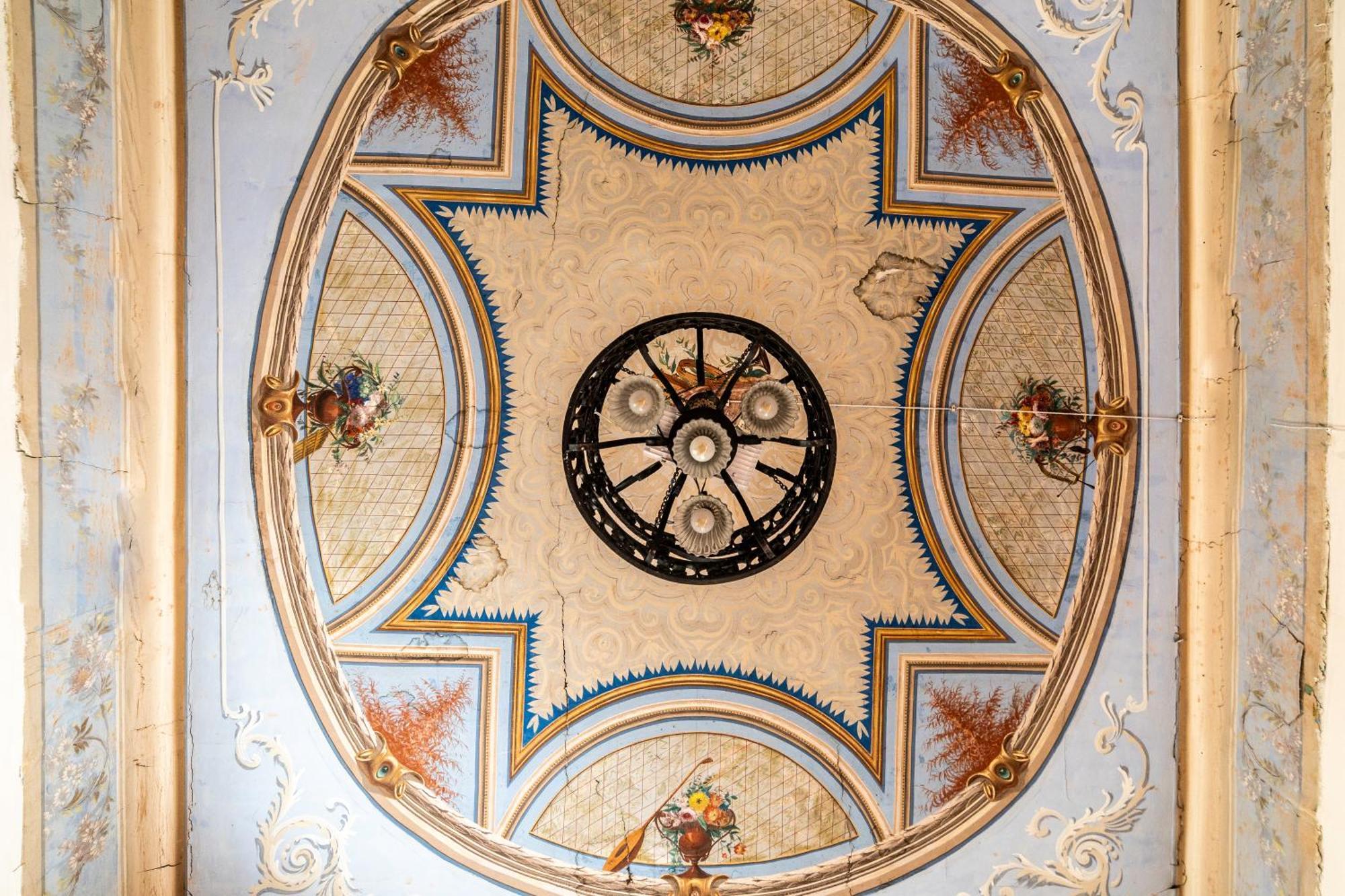 Dimora Storica Giostra Vecchia - Palazzo Grisolia 1809 Cosenza Extérieur photo